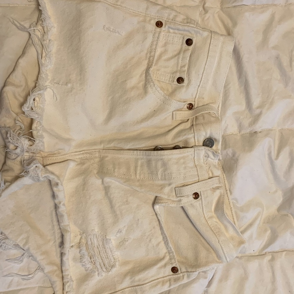 Levi’s 501 cut off shorts